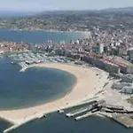Espacioso 140 M2 Y Calidad A 250 Metros Playa Y Puerto Deportivo 5hab 2 Banos Vut2917as * Gijón