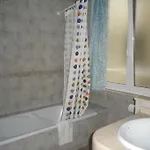 Espacioso 140 M2 Y Calidad A 250 Metros Playa Y Puerto Deportivo 5hab 2 Banos Vut2917as Gijón