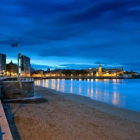 Espacioso 140 M2 Y Calidad A 250 Metros Playa Y Puerto Deportivo 5hab 2 Banos Vut2917as Apartment Gijón