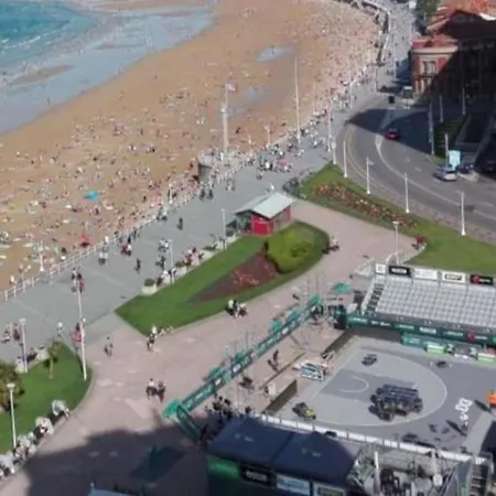 アパート Espacioso 140 M2 Y Calidad A 250 Metros Playa Y Puerto Deportivo 5hab 2 Banos Vut2917as ヒホン