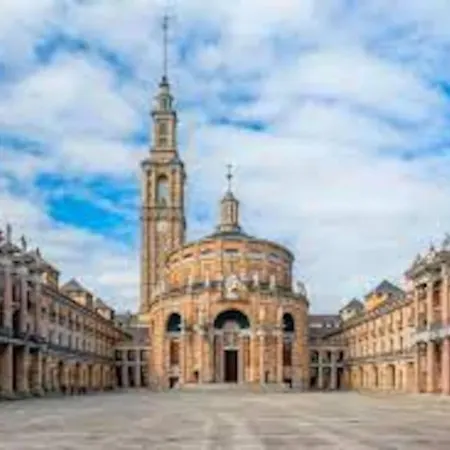 Espacioso 140 M2 Y Calidad A 250 Metros Playa Y Puerto Deportivo 5hab 2 Banos Vut2917as Apartment Gijón